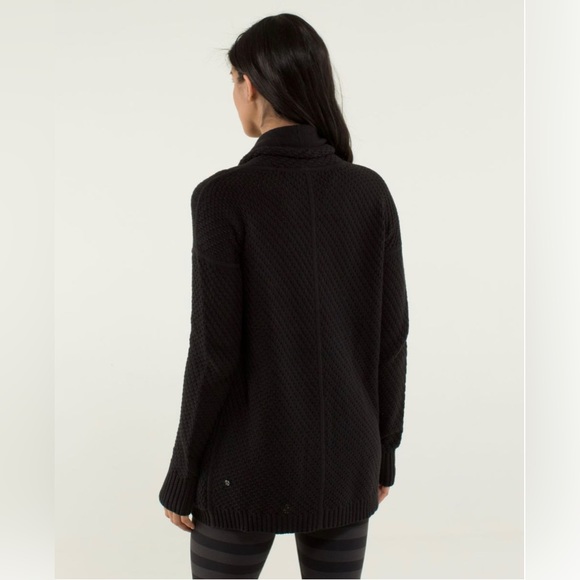 Lululemon Post Practice Cardigan - Picture 2 of 11
